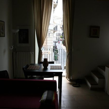 Ferienwohnung Piazzetta Santa Barbara Bari Exterior foto