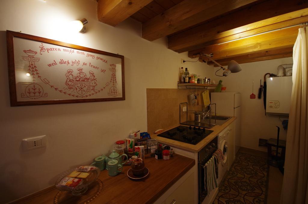 Ferienwohnung Piazzetta Santa Barbara Bari Exterior foto