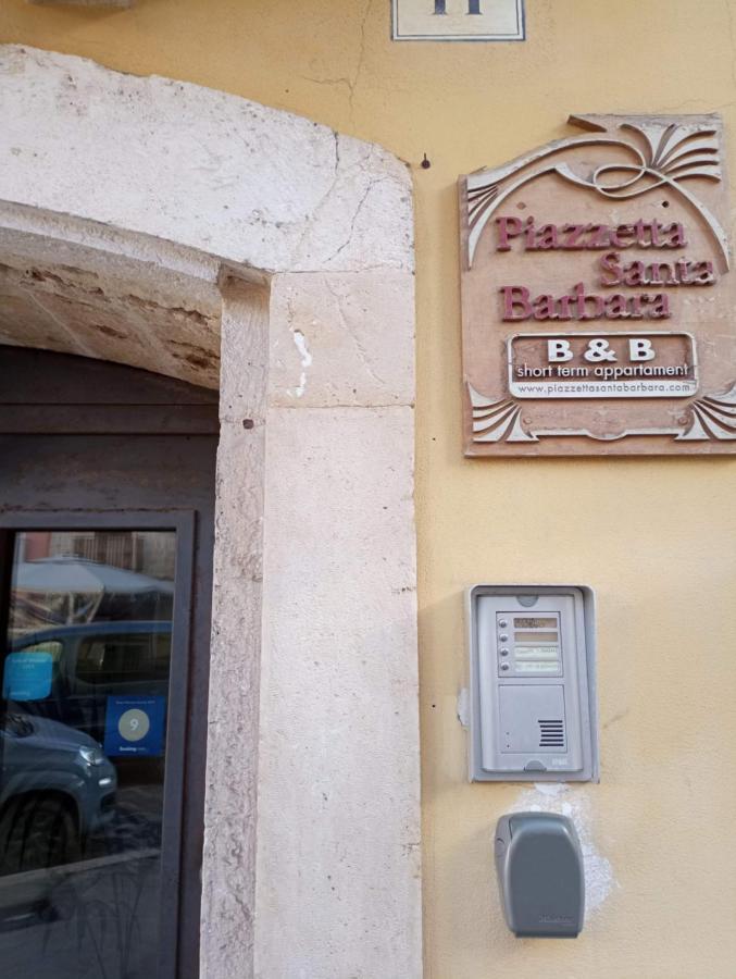 Ferienwohnung Piazzetta Santa Barbara Bari Exterior foto