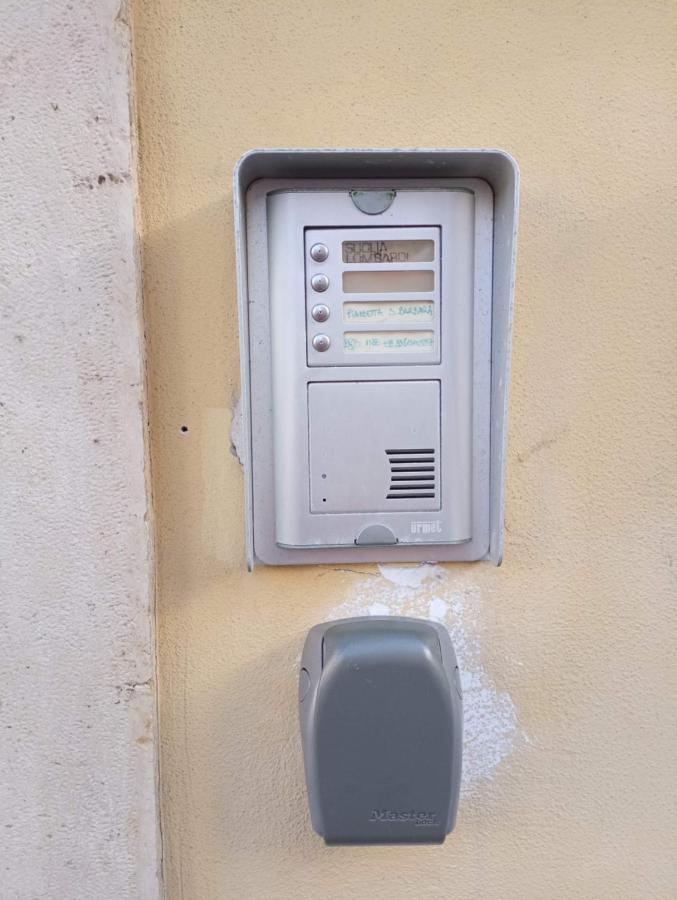 Ferienwohnung Piazzetta Santa Barbara Bari Exterior foto