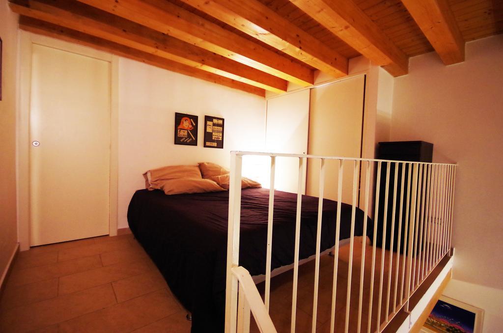 Ferienwohnung Piazzetta Santa Barbara Bari Zimmer foto