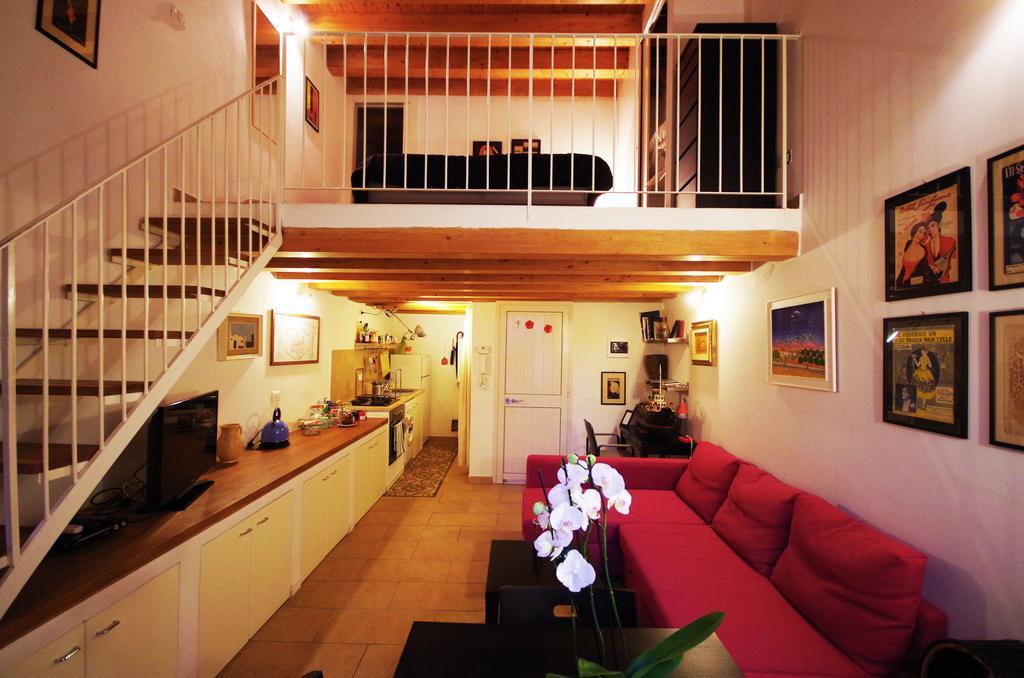 Ferienwohnung Piazzetta Santa Barbara Bari Zimmer foto