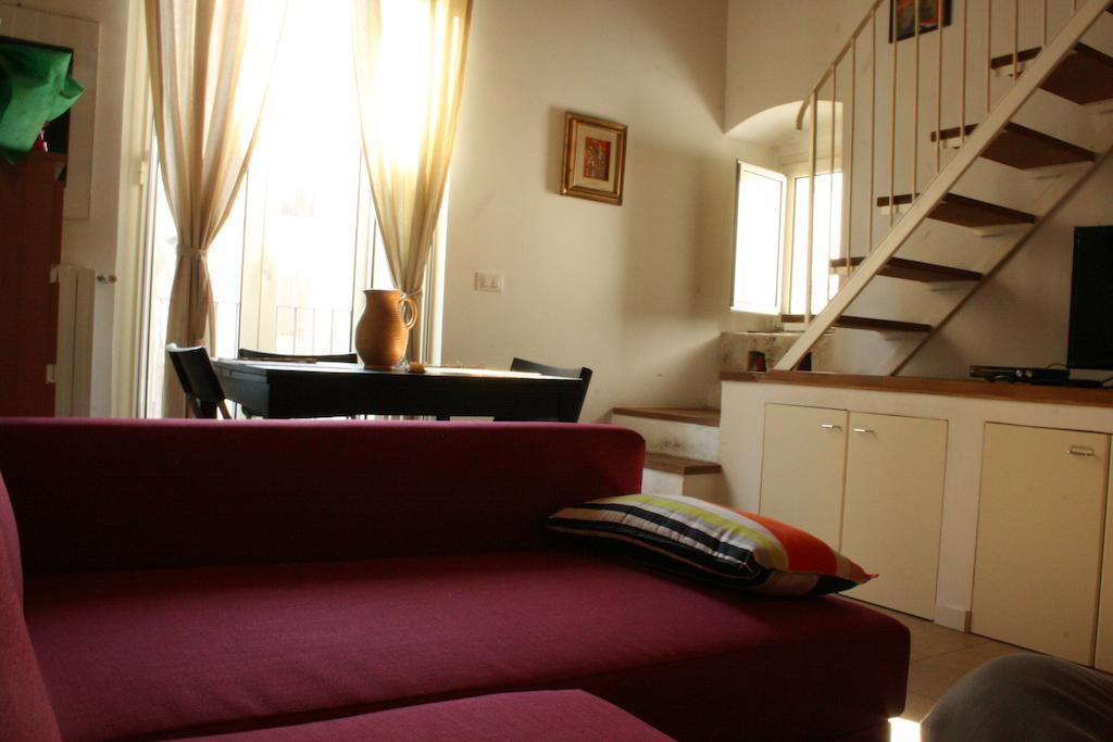 Ferienwohnung Piazzetta Santa Barbara Bari Zimmer foto